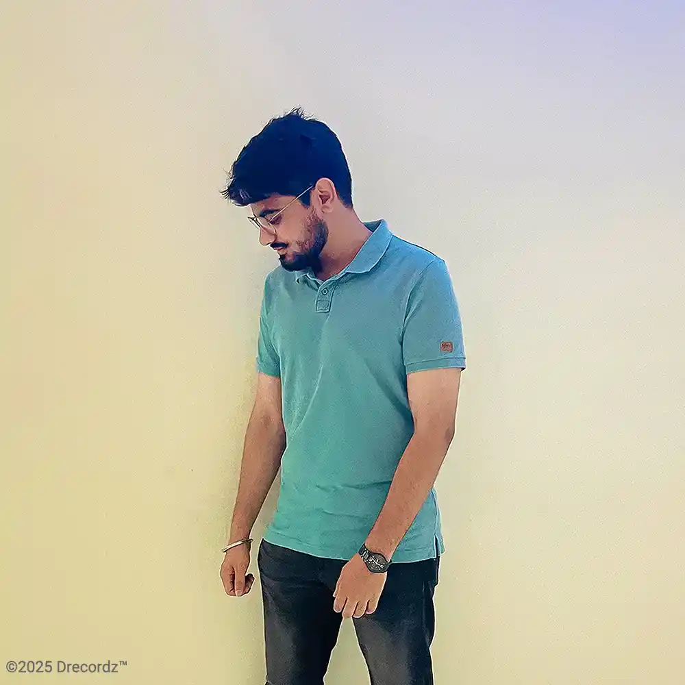 Artist Photo 13